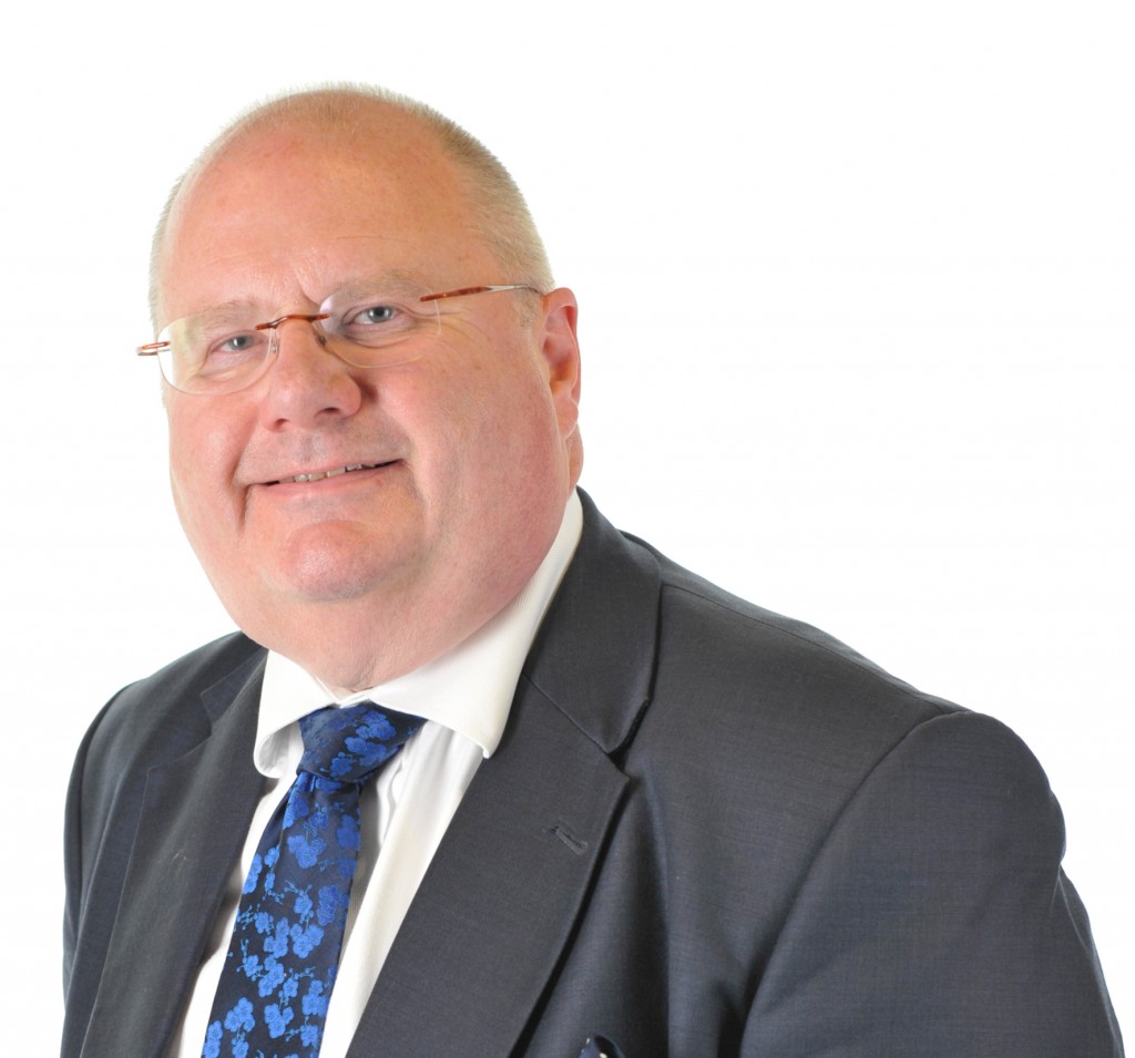 Eric_Pickles_Official